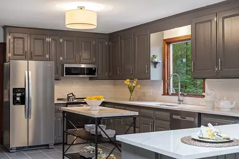 Kitchen - 15 Launching Rd, Andover, MA 01810 photo 2 of 5