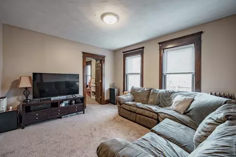 Living - 578 Springfield St, Chicopee, MA 01013 photo 1 of 2