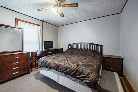 Bedroom - 578 Springfield St, Chicopee, MA 01013 photo 4 of 4