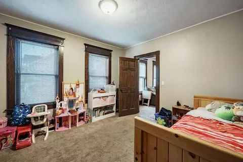 Bedroom - 578 Springfield St, Chicopee, MA 01013 photo 2 of 4