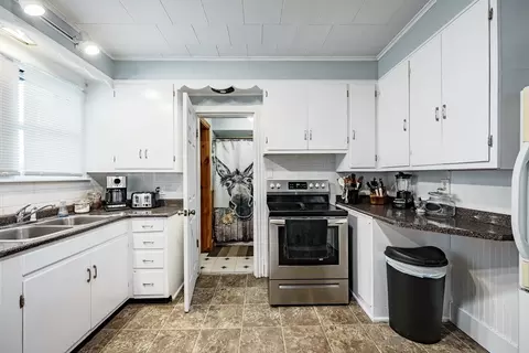 Kitchen - 578 Springfield St, Chicopee, MA 01013 photo 2 of 4