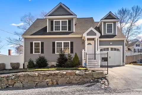 17 Plymouth St, Canton, MA 02021