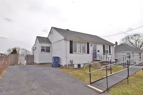 35 Hallron St, Boston, MA 02136