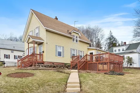 322 Pine St, Gardner, MA 01440 photo 2