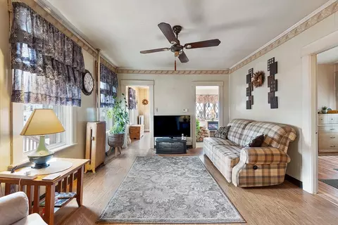 322 Pine St, Gardner, MA 01440 photo 8