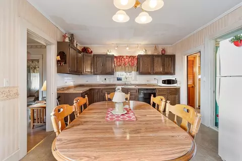 322 Pine St, Gardner, MA 01440 photo 10