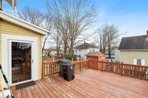 322 Pine St, Gardner, MA 01440 photo 25