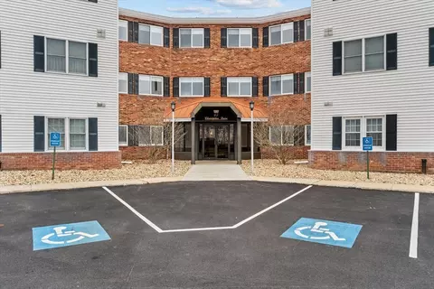 45 Christopher Dr #93, Methuen, MA 01844 photo 2