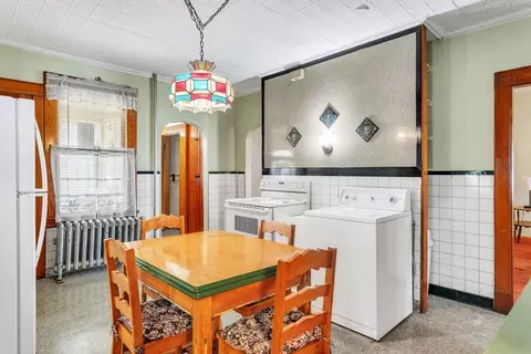 39-41 Ashgrove St, Chicopee, MA 01020 photo 7