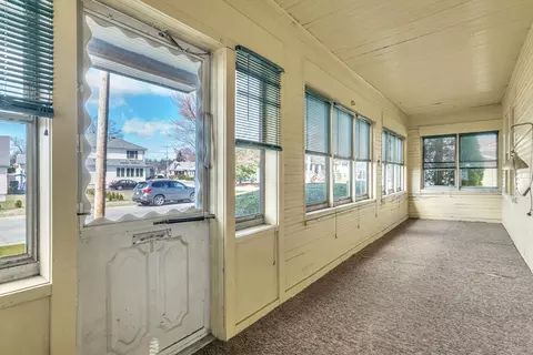 39-41 Ashgrove St, Chicopee, MA 01020 photo 3