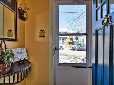 453 Montgomery St, Fall River, MA 02720 photo 32