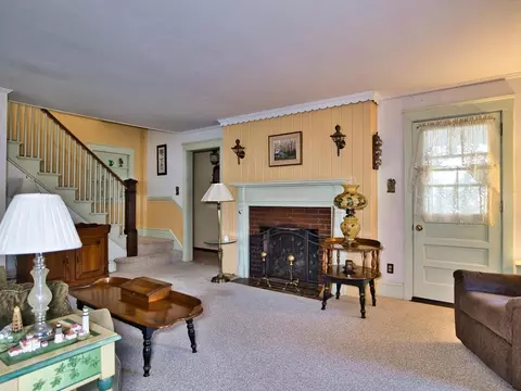 453 Montgomery St, Fall River, MA 02720 photo 15