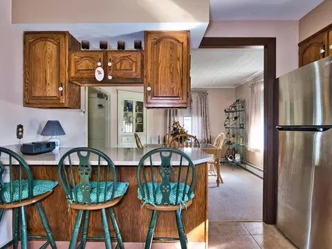453 Montgomery St, Fall River, MA 02720 photo 12