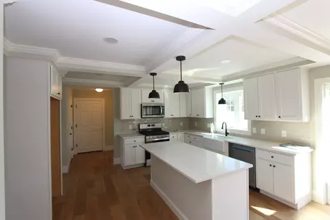 18 May Rd, Millis, MA 02054 photo 4