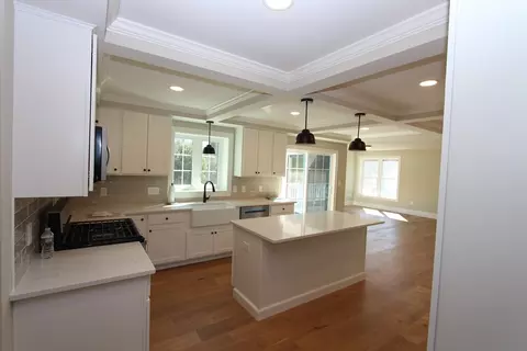 18 May Rd, Millis, MA 02054 photo 5