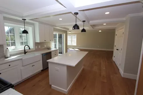 18 May Rd, Millis, MA 02054 photo 6