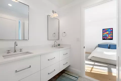 11 Shaw Rd, Wellesley, MA 02481 photo 14