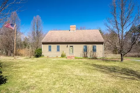 28 Burbank Ln, Lancaster, MA 01523