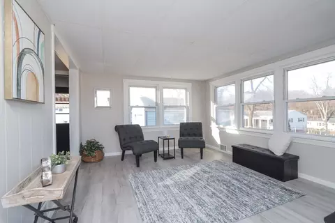 22 Regal St, Springfield, MA 01118 photo 10