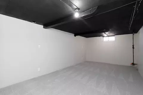 22 Regal St, Springfield, MA 01118 photo 22