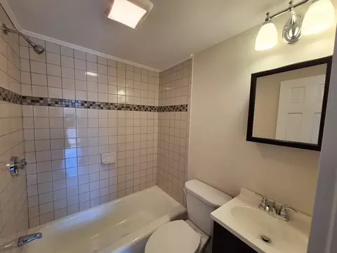 Bath - 3 Aztec Dr, Wareham, MA 02532 photo 2 of 2