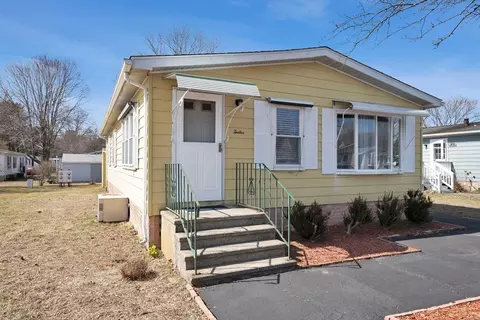 12 Castle, Attleboro, MA 02703