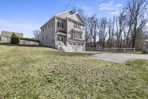 41 Tyler St, Methuen, MA 01844