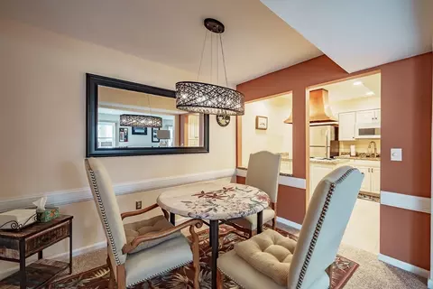 20 Halifax Ct #E, Springfield, MA 01108 photo 4