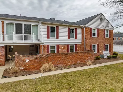 20 Halifax Ct #E, Springfield, MA 01108 photo 3