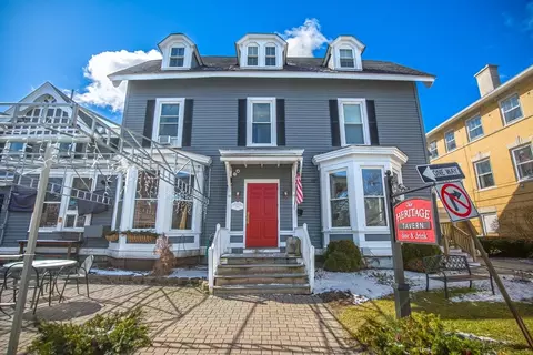 12 Housatonic St, Lenox, MA 01240