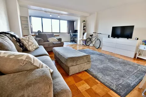 6 Whittier Pl #2B, Boston, MA 02114