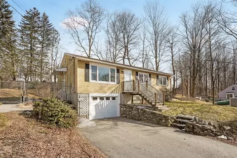 57 Daley, Leominster, MA 01453