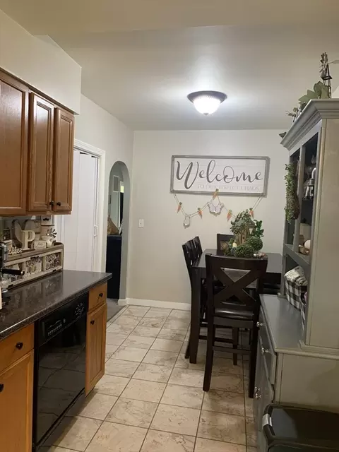 149 Smith St, Fall River, MA 02721 photo 9