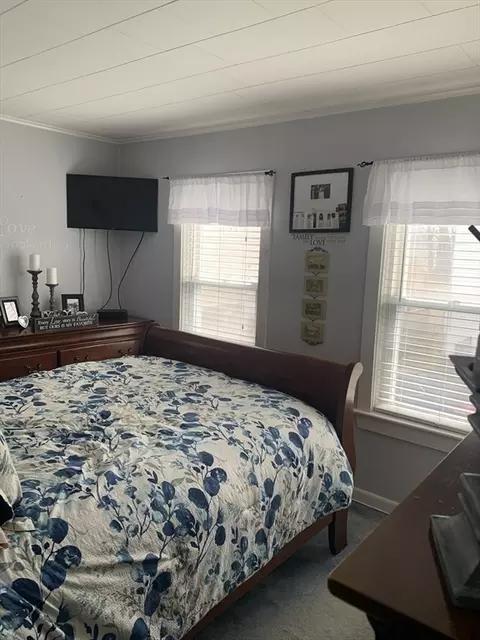 149 Smith St, Fall River, MA 02721 photo 14