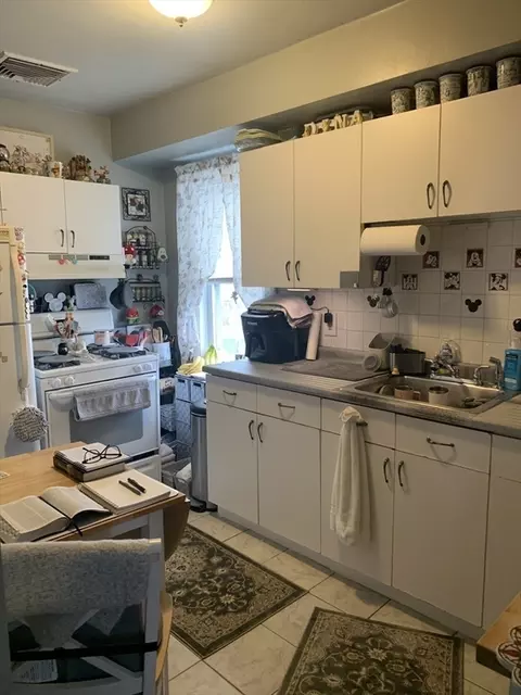 149 Smith St, Fall River, MA 02721 photo 26