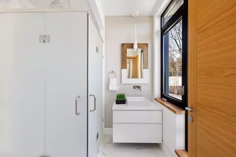 Bath - 31 Catlin Rd, Brookline, MA 02445 photo 2 of 3