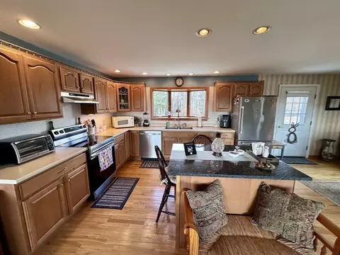 185 E Colrain, Colrain, MA 01340 photo 12