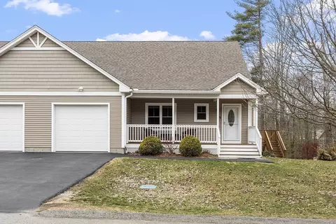 75 Virginia Dr #75, Rochdale, MA 01542