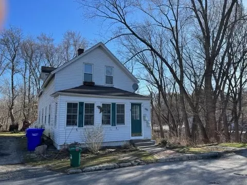 1 Warren St, Maynard, MA 01754