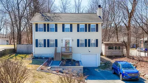 668 S Main St, Haverhill, MA 01835
