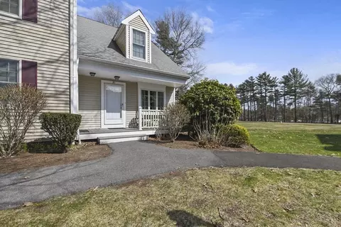 547 Washington St #B5, Pembroke, MA 02359