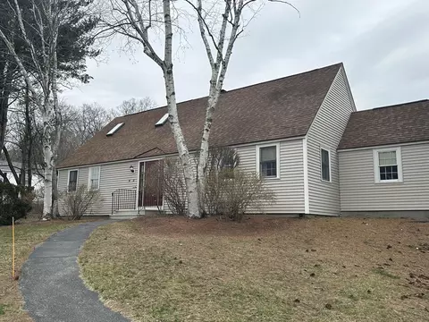 32 Aboretum Dr #2B, Worcester, MA 01607