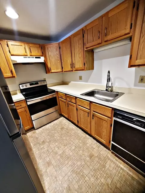 Other - 44 Elm St #404, Worcester, MA 01609 photo 14 of 25