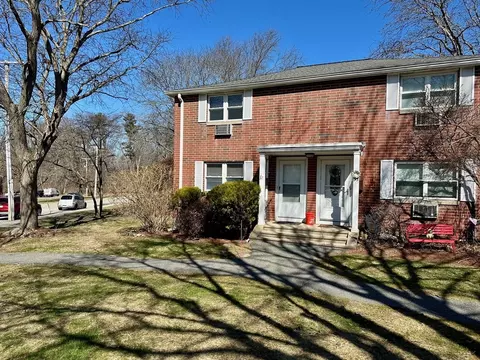 37 Kingston St #37, North Andover, MA 01845