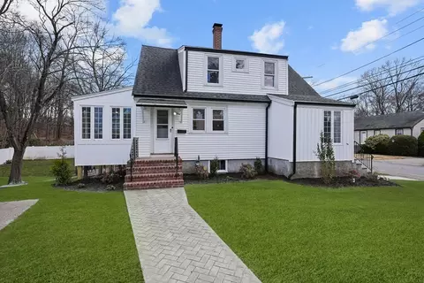 219 Curve St, Dedham, MA 02026 photo 32
