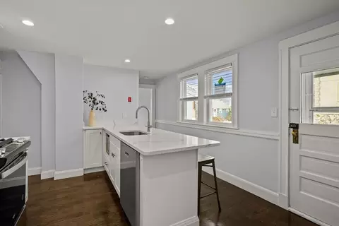 219 Curve St, Dedham, MA 02026 photo 17