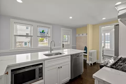 219 Curve St, Dedham, MA 02026 photo 18