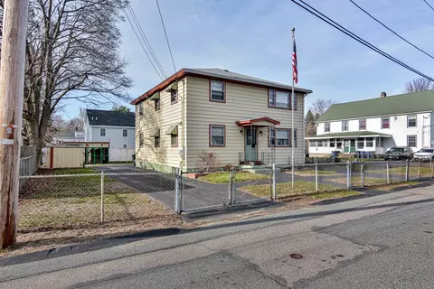 12 Dean Ave, Dracut, MA 01826