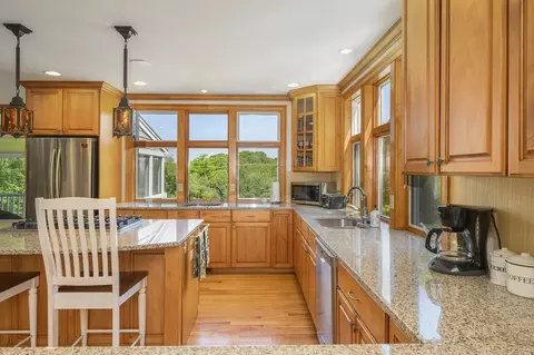 Kitchen - 2 Daffodil Ln, Barnstable, MA 02630 photo 5 of 6