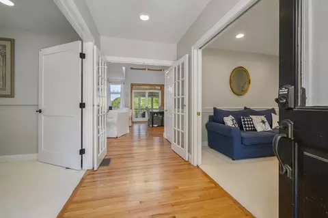 Entry Way - 2 Daffodil Ln, Barnstable, MA 02630 photo 1 of 3